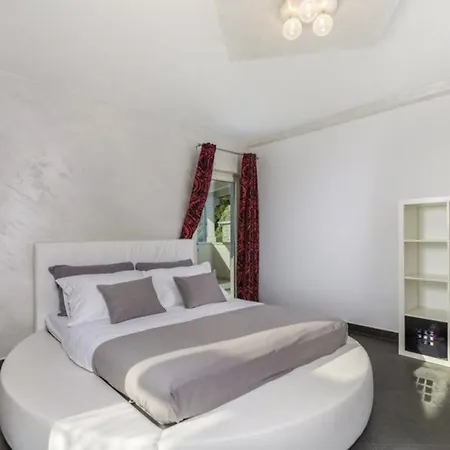 Villa Pasini In - Haus Fuer 8 Personen Livade