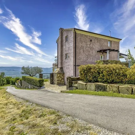 Villa Pasini In - Haus Fuer 8 Personen Livade