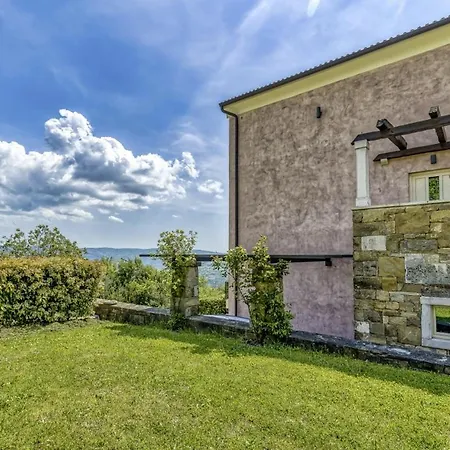 Pasini In - Haus Fuer 8 Personen * Livade